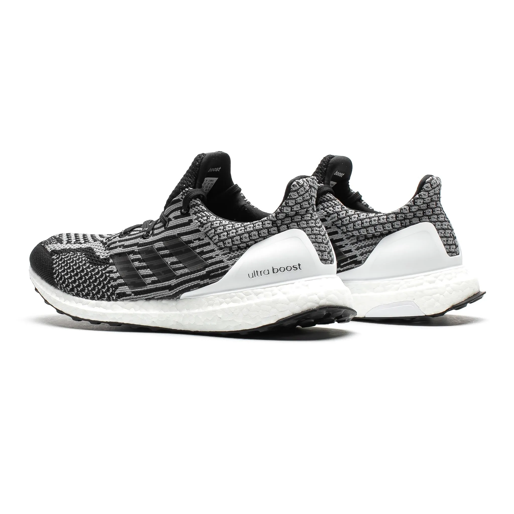 ADIDAS Ultraboost 5.0 Uncaged DNA 'Core Black/Grey'