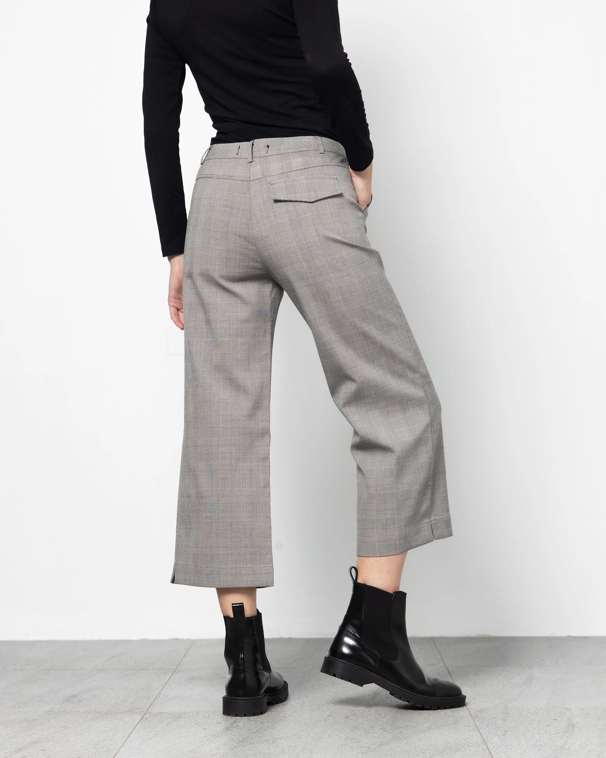 CROPPED STRAIGHT CUT PANT 1240 - بنطلون