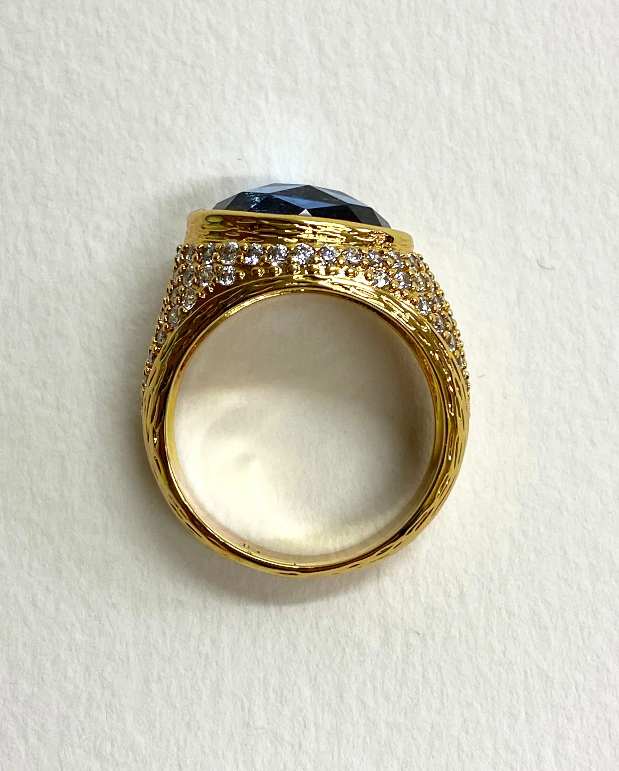 Pharaoh Gold Ring With Blue Topaz